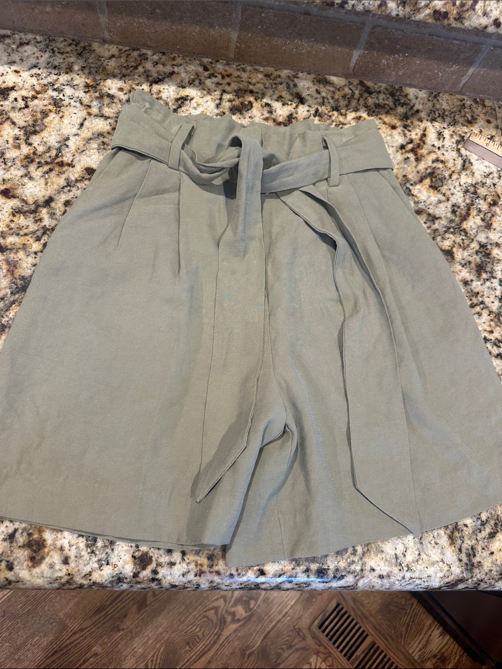 H&M‎ High-Waist Paperbag Shorts in Sage Green